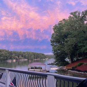 Meet your Posher, Peyton